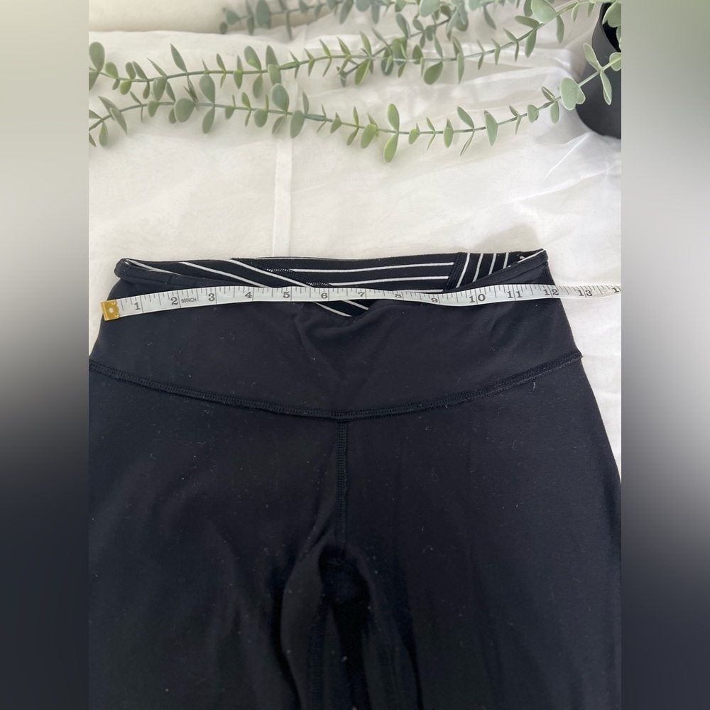 Lululemon Wunder Under Hi-Rise 7/8 Tight Black Size 4 - Picture 4 of 9